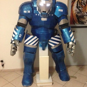 Iron mann vers.38 pepakura y pdf A4 cartulina y foam