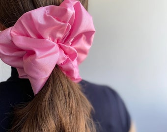 XXL Baby Pink Scrunchie, Scrunchie de gran tamaño, Scrunchie XXL gigante extragrande grande, Lazos para el cabello Nudos superiores Goma para el cabello Mujer Regalo Verano