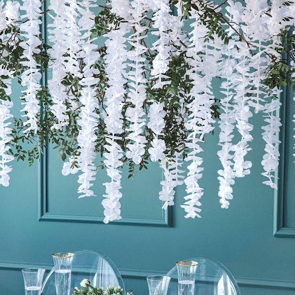 Hintergrund Hochzeit Blumengirlande weiß