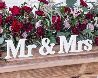 Mr & Mrs Schrift Holz