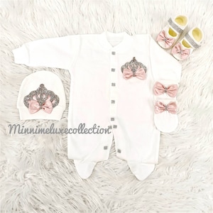 Personalised Baby sleepsuit, Baby grow, New baby Gift, 4piece Sets, Baby Girl crown design onesie set, Baby shower Gift, Christening Gift