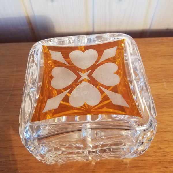 Bonboniere kristallglas mit 4 herzen deckel