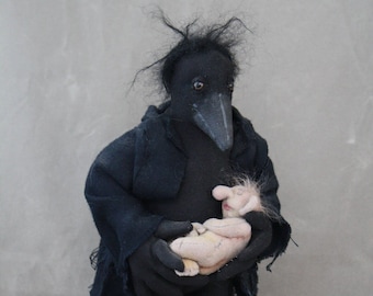 E-Pattern Mother Crow by Ute Vasina, Cloth Artist