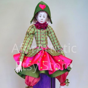 E-Class - Sitting Sweetie By Ankie Daanen, NIADA Artist