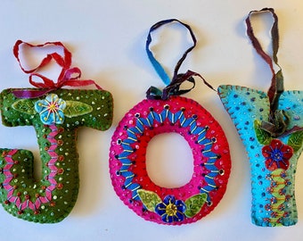 E-Pattern - JOY Ornaments by Leslie O'Leary