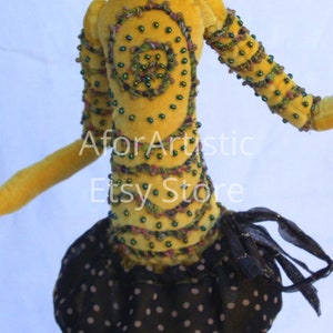 E-class - Chelsea Cheeks by Linda Hollerich, Paper Clay Artist - Etsy