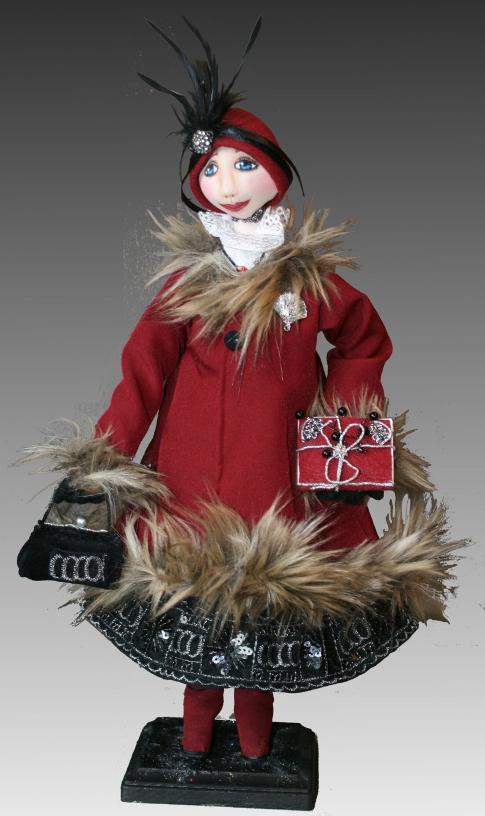 E-Pattern Miss Maggie, 18" By  Kim McDermott, Cloth Doll Artist