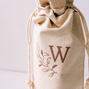 Initial Wine Bag | Custom Wine Bag | Personalized Wine Bag | Engagement Gift | Wedding Gift |Bridesmaid Gift | Custom Gift | Canvas Wine Bag