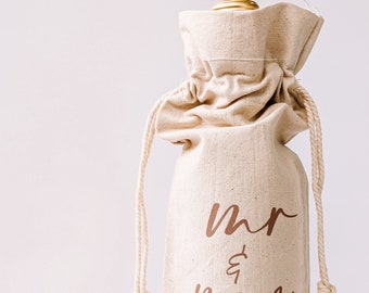 Mr & Mrs | Mr and Mr | Mrs and Mrs Wine Bag | Custom Wine Bag | Personalized Wine Bag | Engagement Gift | Wedding Gift | Couples Gift