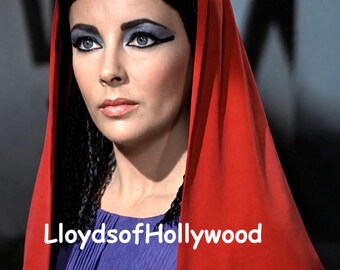 Elizabeth Taylor Beautiful Actress  With Violet Eyes Plays Cleopatra Queen of Egypt Epic Film Photograph 1962