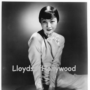 Anna May Wong Chinese American Actress Asian Hollywood Glamour Photograph 1930&#39;s