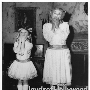 Bette Davis Julie Allred Child Star Whatever Happened To Baby Jane?  On Set Photograph 1962