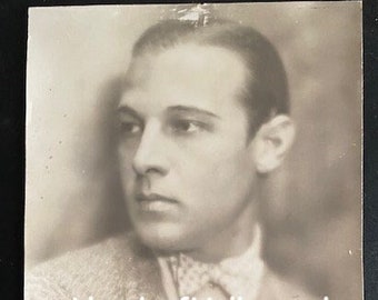Rudolph Valentino Silent Film Star  Original Vintage Photograph 1920's