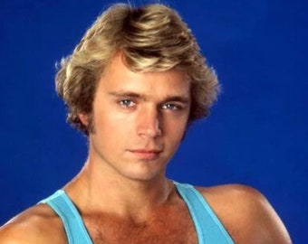 John Schneider, bell'attore e cantante di Hazzard, personaggio televisivo, fotografia del 1979