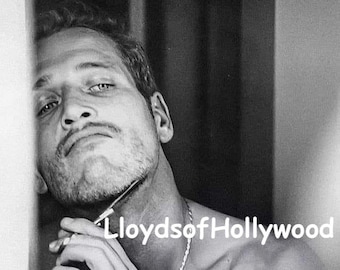 Paul Newman  Handsome Hollywood Actor Close Up in Mirror Unique Candid  Photograph 1960