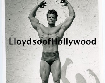 Steve Reeves Handsome Actor Athletic Bodybuilder Muscle Hunk Mr America Candid  Photograph  1948