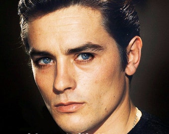 Alain Delon knappe Franse acteur internationale ster donkerharige close-up portretfoto 1967