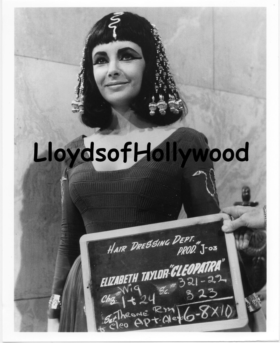 Elizabeth Taylor Cleopatra Hair and Costume Test Unretouched Photograph ...