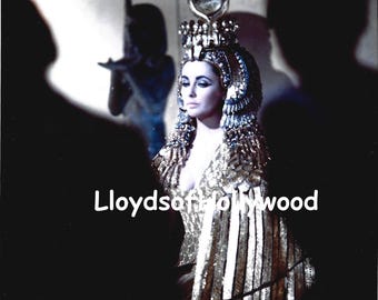 Elizabeth Taylor Plays Cleopatra Wearing The Entrance into Rome Gold Costume on Set Test Classic Film Art Photograph 1962