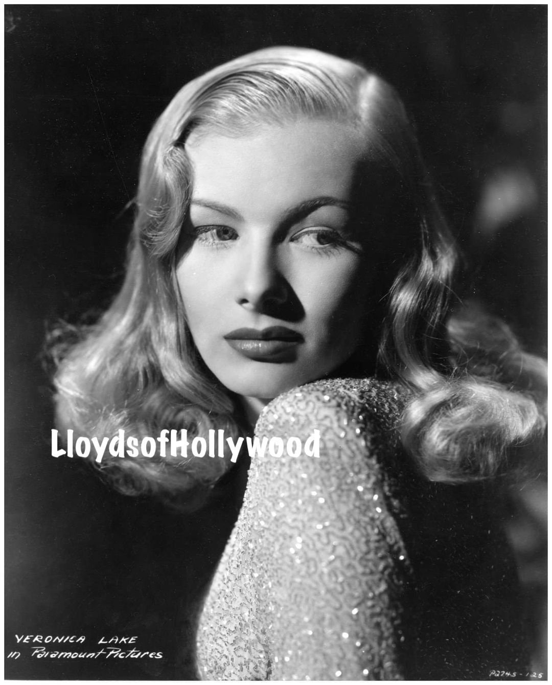 VERONICA LAKE NOIR FEMME FATALE GLAMOUR PORTRAIT 1942 8X10 PHOTO