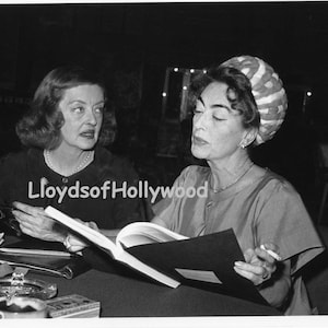 Bette Davis Joan Crawford  Whatever Happened To  Baby Jane?  Going Over Script  Candid Photograph 1962