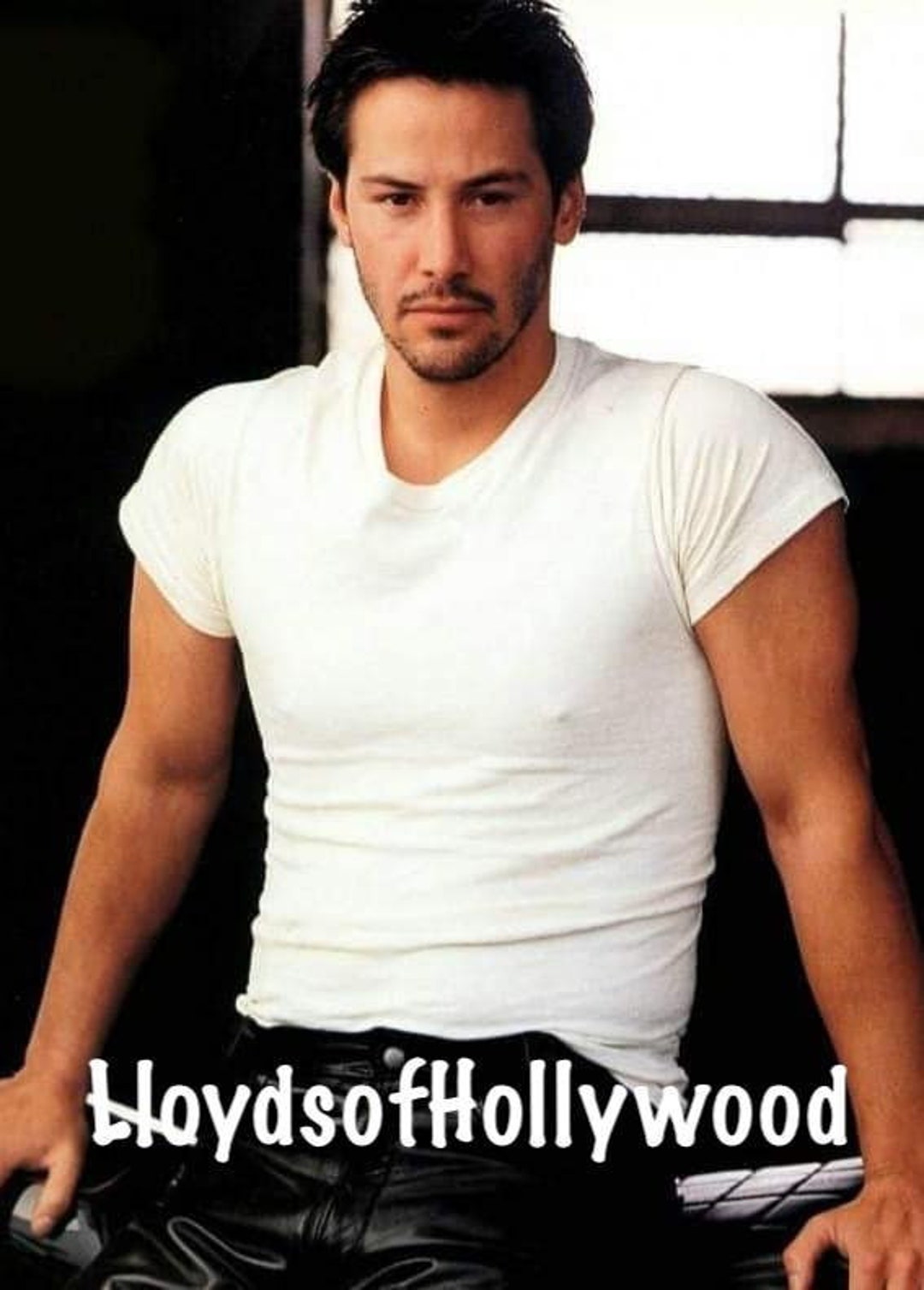 Телефон киану ривза. Киану ривз чб. Keanu reeves. Телефон киану ривза. Киану ривз фото.