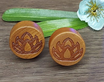 Pair of wood plugs | organic hand carved double flare ear plugs |  Lotus flower  Design | Sizes | Gauges 12mm - 18mm |0 Gauge