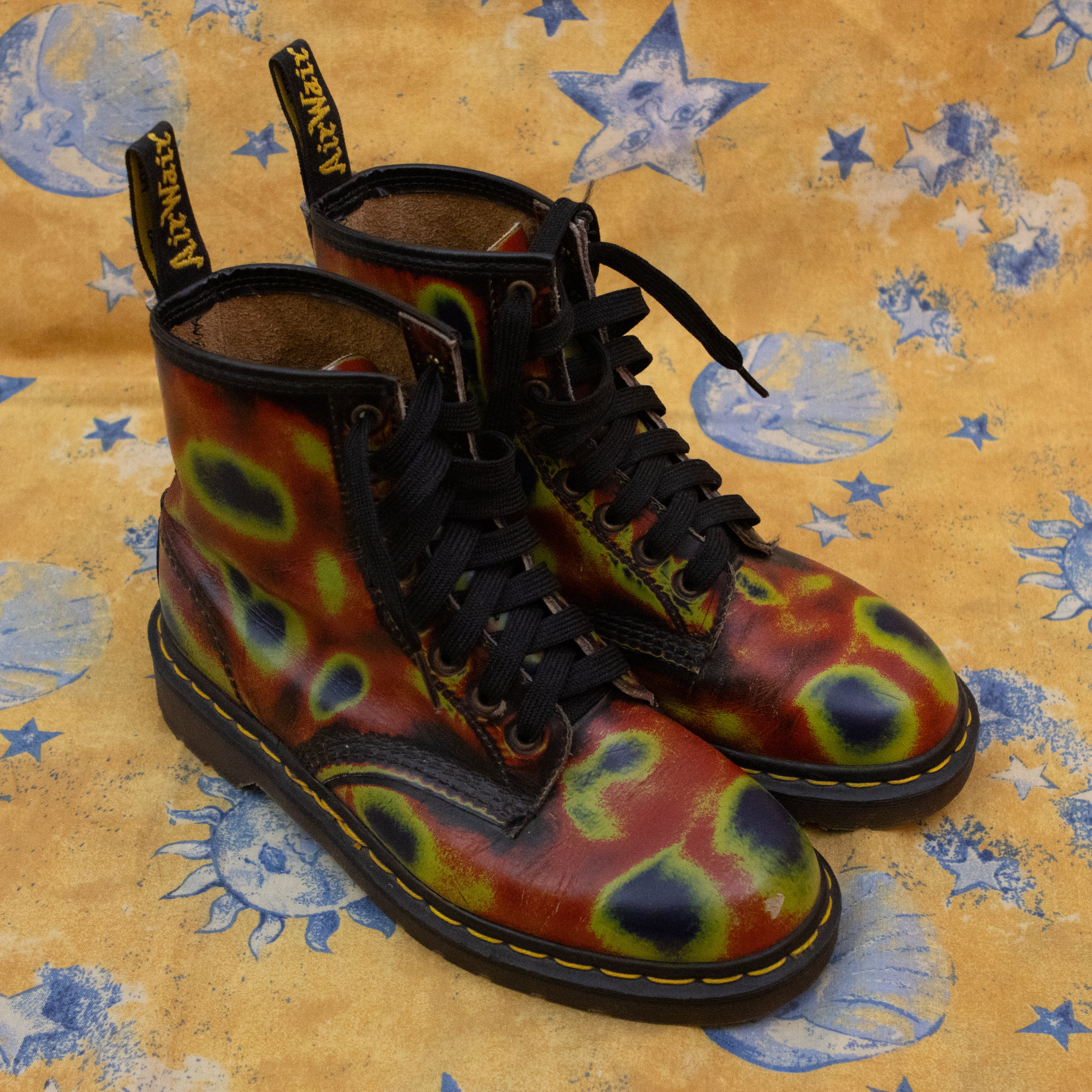 Dr martens st patricks day best sale