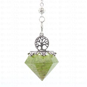 Dowsing Pendulum Peridot Quartz Crystal Orgone Energy Reiki Tree of Life UK