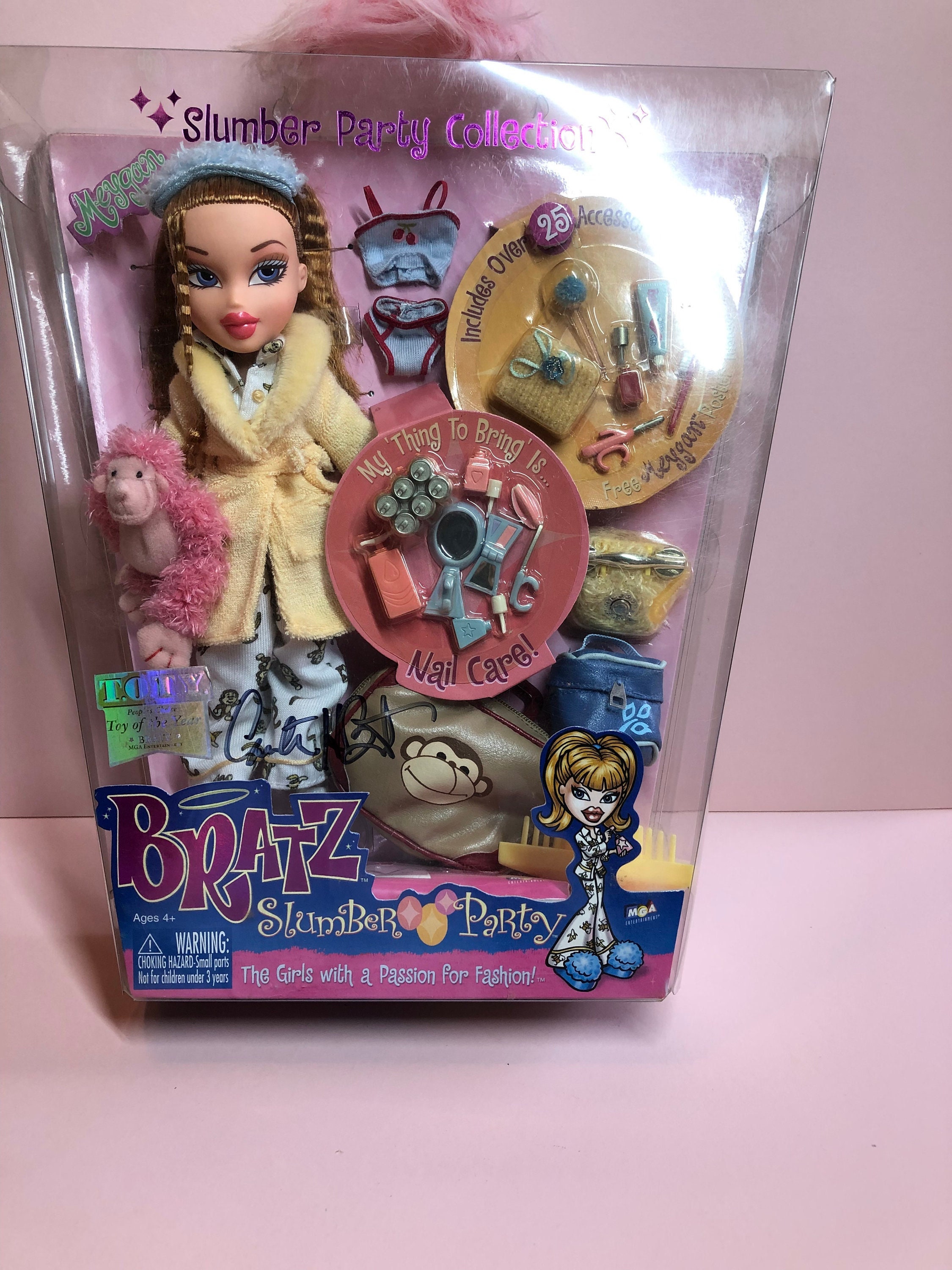 Bratz Slumber Party Cloe -  Hong Kong