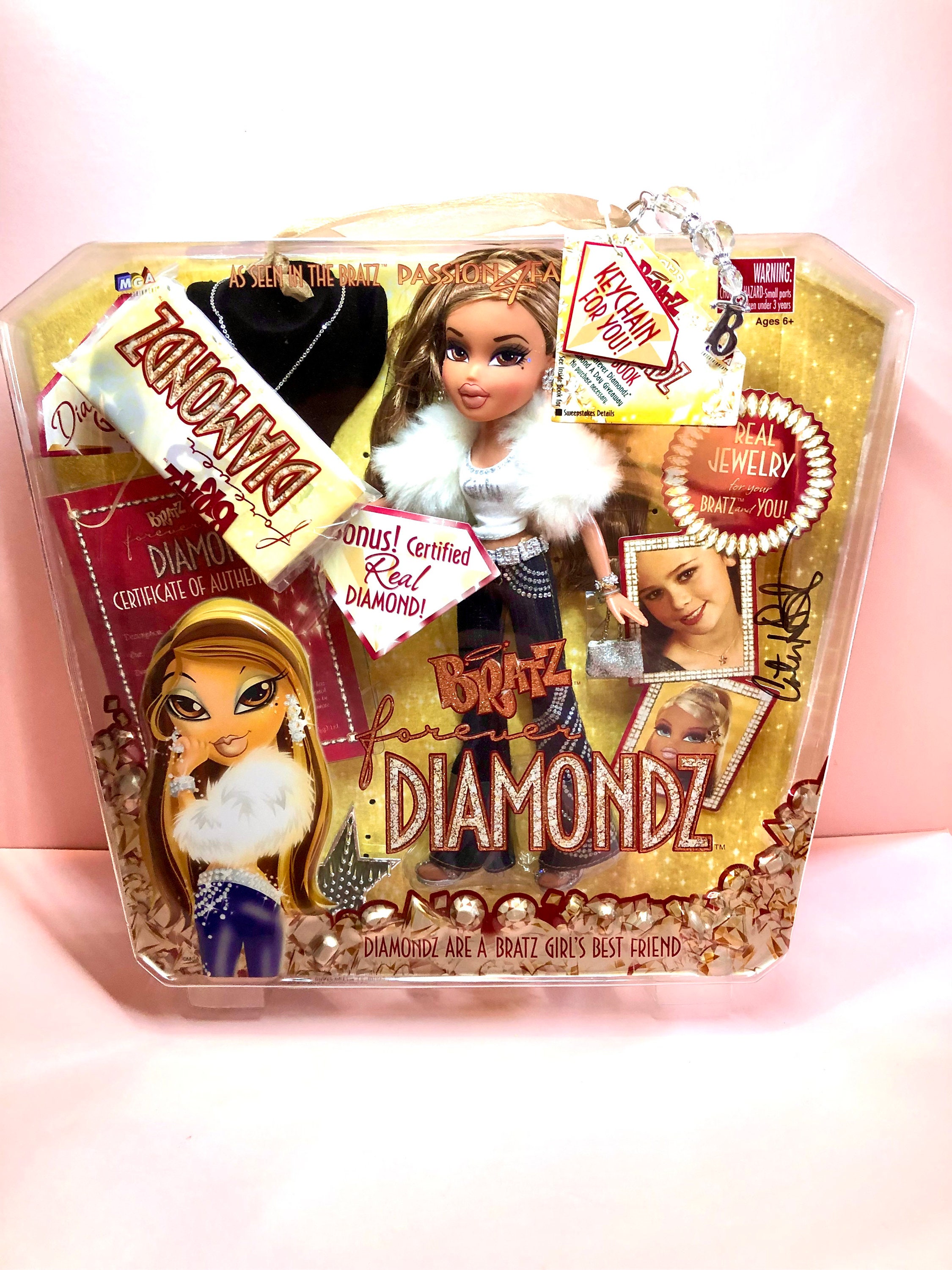 Bratz Diamond Dreamz! Sticker Book Set