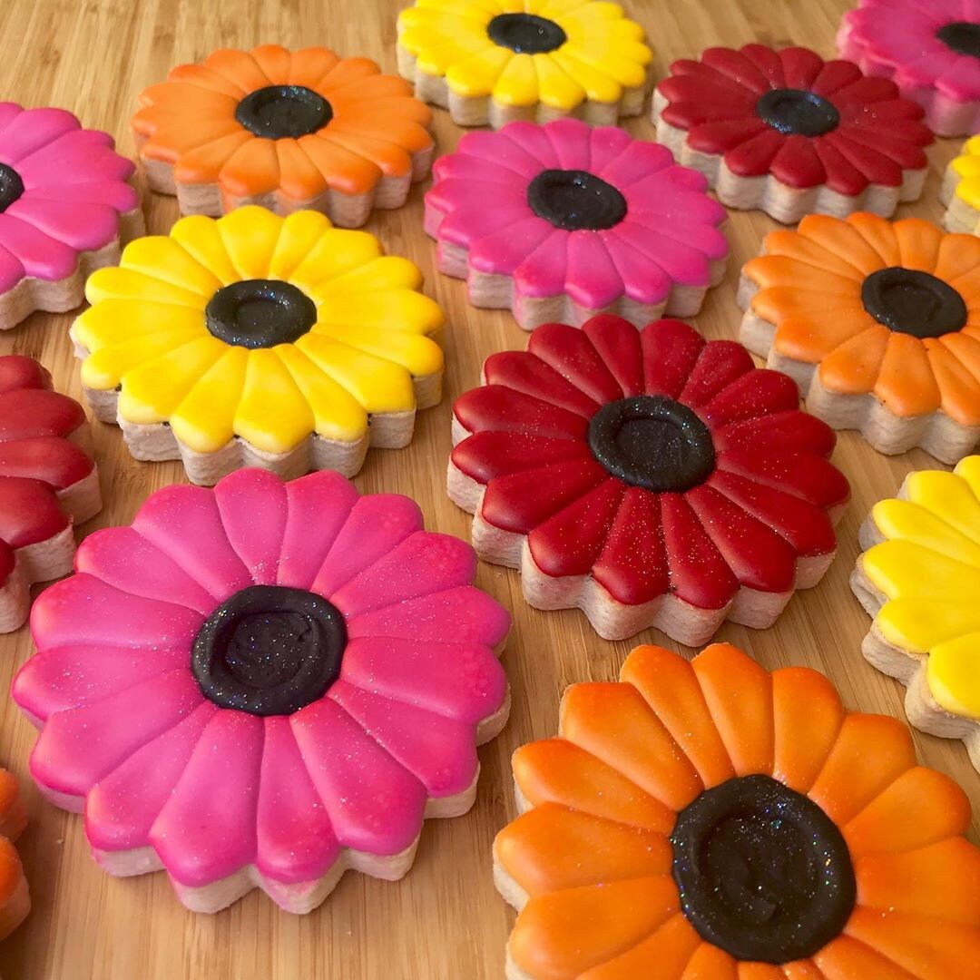 Gerbera Daisy Shortbread Cookies with Royal Icing Etsy