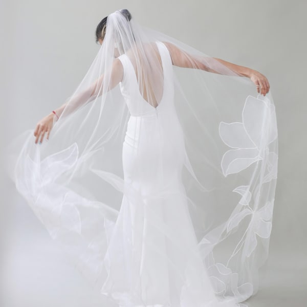 KAITIE | Kapel organza borduurwerk bloemensluier/ Aangepaste sluier/ Kapel bruidssluier/ Bruidssluier/ Geborduurde bloemensluier/ bloemensluier