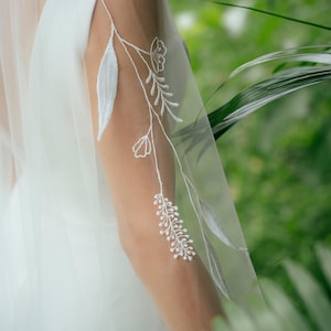 SARAH | Romantic cathedral embroidery floral veil/ Custom veil/ Cathedral wedding veil/ Wedding veil/ floral veil/