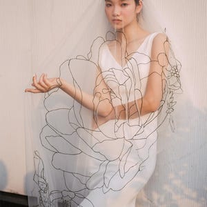 EMMA | Dark green embroidery line veil/ Custom veil/ Chapel wedding veil/ Wedding veil/ Floral embroidered veil/ floral veil
