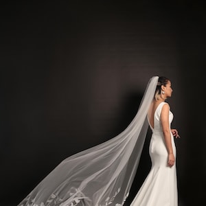 JUSTINE | Romantic Chapel embroidery floral veil/ Custom veil/ Cathedral wedding veil/ Wedding veil/ floral veil/ TA.V101