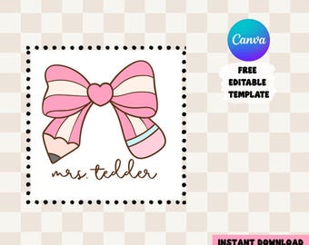 Lápis de Professor Personalizado com Laço Rosa PNG | Modelo Editável do Canva | Nome Personalizado do Professor | Download Digital | Volta às Aulas
