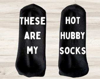 Hubby and Wifey Socks Hubby and Wifey Gift Personalize Hubby Gift Father's Day Gift Groom Matching Engagement Gift Mothers Day