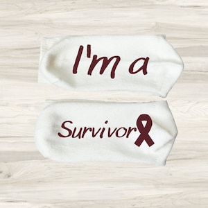 I&#39;m a Survivor, Breast Cancer Awareness, Cancer Free, Cancer Gift Breast Cancer Gift Chemo Gift Cancer survivor Socks Inspiration Gif Strong