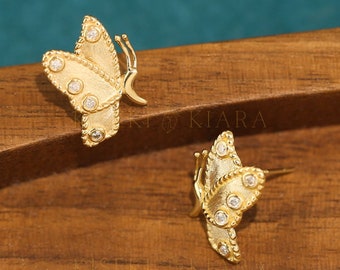 18kt Gold Dazzling Diamond Butterfly Studs, Sparkling Butterfly Earrings, Elegant Butterfly Diamond Earrings, Stunning Butterfly Jewelry