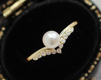 18K Solid Rose Gold Pearl Engagement Ring, Moissanite Diamond Pearl Ring Gold, Pearl Solitaire Ring, Single Pearl Ring, Dainty Pearl Ring