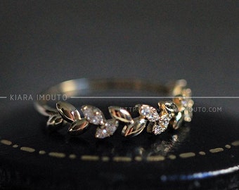 14K Solid Gold Leaf Moissanite Ring, Colorless Moissanite Diamond Engagement Band, Forever One Moissanite Ring, Moissanite Stone Her Ring