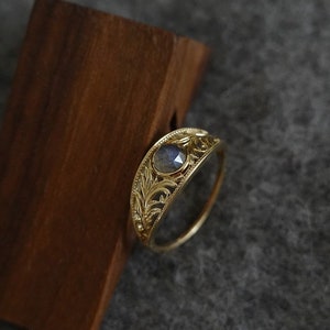 14K Solid Gold Vintage Labradorite Ring, Labradorite Ring, Labradorite Stone, Gemstone Engagement Rings, Labradorite Engagement Ring image 3