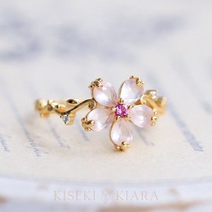 18K Solid Gold Rose Quartz Crystal Flower Ring, Japanese Peach Blossoms Floral Ring, Pink Rose Quartz Crystal Ring, Flower Shaped Ring