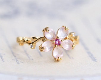 18K Solid Gold Rose Quartz Crystal Flower Ring, Japanese Peach Blossoms Floral Ring, Pink Rose Quartz Crystal Ring, Flower Shaped Ring