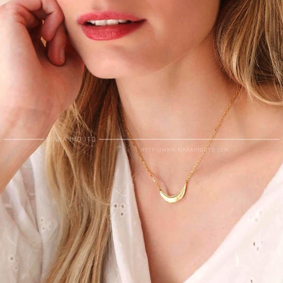 Beigy Necklace Curved Crescent Retro Irregular Moon Necklace Vintage  Inspired Piece 925 Sterling Silver 18k Gold Vermeil - Etsy