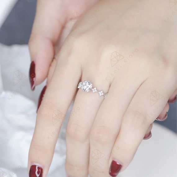 Four leaf clover engagement ring deals