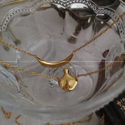 Beigy Necklace Curved Crescent Retro Irregular Moon Necklace Vintage Inspired Piece 925 order Sterling Silver 18k Gold Vermeil