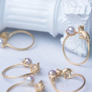 Cat Stuff For Cat Lovers: Naughty Cute 3D Cat Ring, Japanese Akoya Seawater Pearls, 18k Yellow Gold, Gifts For Cat Owners, Cute Promise Ring image 4