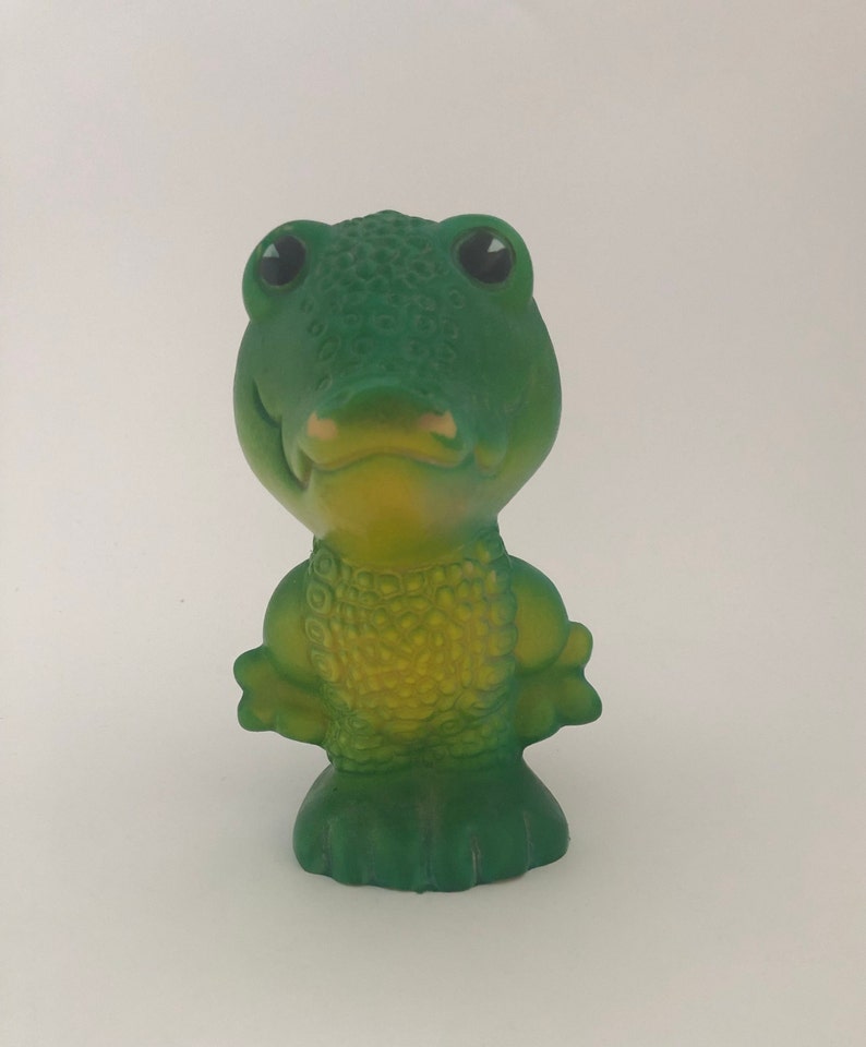 ultra rare toy of the USSR. Rubber Soviet crocodile toy Unique